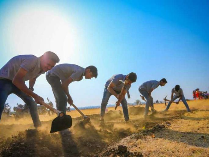 Villages participating in the Water Cup received funding | वॉटरकप स्पर्धेतील सहभागी गावांना मिळाला निधी, माणमधील २७ गावांचा समावेश Villages participating in the Water Cup received funding | वॉटरकप स्पर्धेतील सहभागी गावांना मिळाला निधी, माणमधील २७ गावांचा समावेश