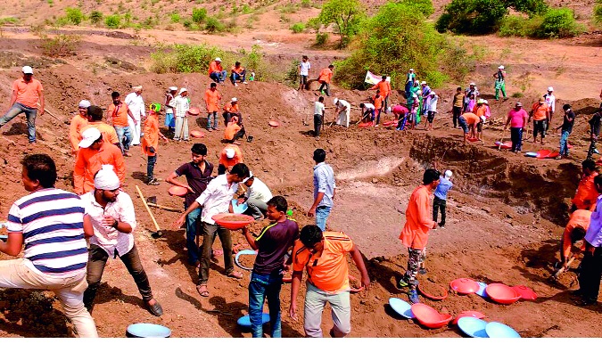 Conflicts of water for the cow! Jagar-- Sundays Special | गोपूज गावचा पाण्यासाठी संघर्ष ! जागर-- रविवार विशेष Conflicts of water for the cow! Jagar-- Sundays Special | गोपूज गावचा पाण्यासाठी संघर्ष ! जागर-- रविवार विशेष