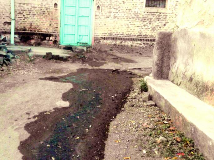 Washim: The last factor measuring 28 villages regional water supply scheme | वाशिम: २८ गावे प्रादेशिक पाणी पुरवठा योजना मोजतेय अखेरची घटका Washim: The last factor measuring 28 villages regional water supply scheme | वाशिम: २८ गावे प्रादेशिक पाणी पुरवठा योजना मोजतेय अखेरची घटका