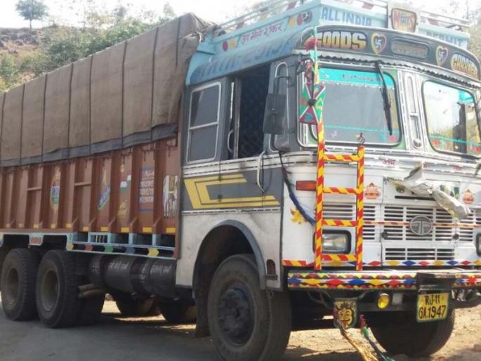 Punjab seized from liquor Dhadgaon taluka | पंजाबमधील दारू धडगाव तालुक्यातून जप्त Punjab seized from liquor Dhadgaon taluka | पंजाबमधील दारू धडगाव तालुक्यातून जप्त