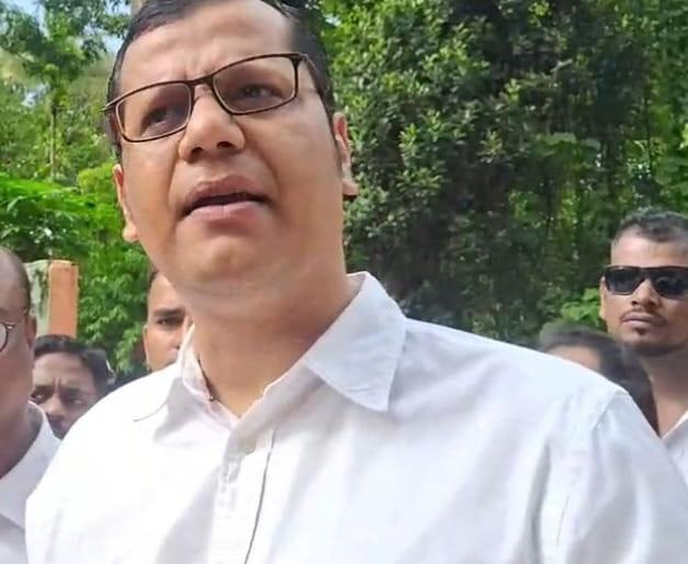 Government's disaster management exposed; Opposition leader Yuri Alemav's attack on the ferry breakdown case | सरकारचे आपत्ती व्यवस्थापन पडले उघडे; फेरीबोट ब्रेकडाऊन प्रकरणी विरोधी पक्षनेते युरी आलेमाव यांचा हल्लाबोल Government's disaster management exposed; Opposition leader Yuri Alemav's attack on the ferry breakdown case | सरकारचे आपत्ती व्यवस्थापन पडले उघडे; फेरीबोट ब्रेकडाऊन प्रकरणी विरोधी पक्षनेते युरी आलेमाव यांचा हल्लाबोल