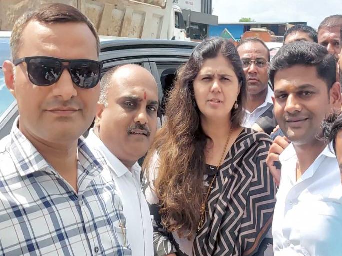 no desire to candidate from nagar said pankaja munde | नगरमधून उमेदवारी करण्याची ईच्छा नाही; पंकजा मुंडे यांनी स्पष्ट केली भूमिका no desire to candidate from nagar said pankaja munde | नगरमधून उमेदवारी करण्याची ईच्छा नाही; पंकजा मुंडे यांनी स्पष्ट केली भूमिका
