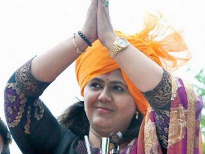 Maharashtra Election 2019: The adjective 'Chief Minister of the public mind' does not go away | Maharashtra Election 2019 : 'जनतेच्या मनातील मुख्यमंत्री' हे लागलेले विशेषण जात नाही