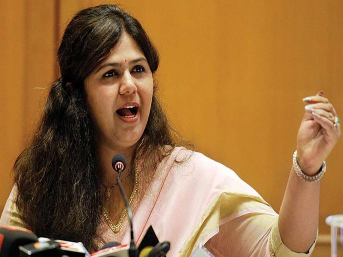 pankaja munde aurangabad protest marathwada water crisis | पंकजा मुंडे आज करणार उपोषण; फडणवीस, चंद्रकांत पाटीलही सहभागी होणार