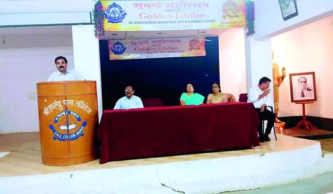 The pillar of the Marathi Sahitya movement collapsed | मराठी साहित्य चळवळीचा आधारस्तंभ कोसळला The pillar of the Marathi Sahitya movement collapsed | मराठी साहित्य चळवळीचा आधारस्तंभ कोसळला