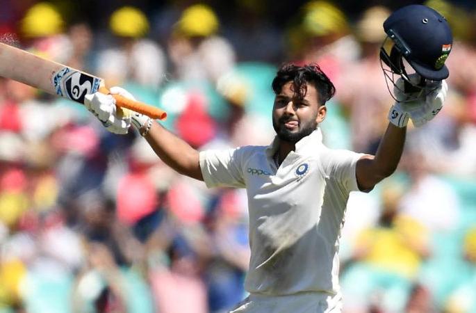 Rishabh Pant honored by the ICC Men’s Emerging Cricketer of the Year 2018 | भारताचा यष्टिरक्षक रिषभ पंतचा आयसीसीकडून गौरव, जाहीर केला 'हा' पुरस्कार 