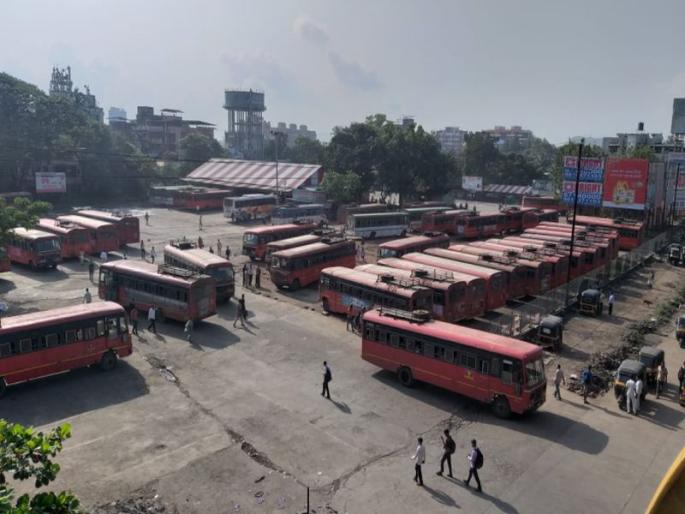konkan ganeshotsav panvel bus depot | डिझेल पुरवठ्याअभावी पनवेल बस आगारात कोकणात जाणाऱ्या गाड्या रात्रीपासून उभ्या? konkan ganeshotsav panvel bus depot | डिझेल पुरवठ्याअभावी पनवेल बस आगारात कोकणात जाणाऱ्या गाड्या रात्रीपासून उभ्या?