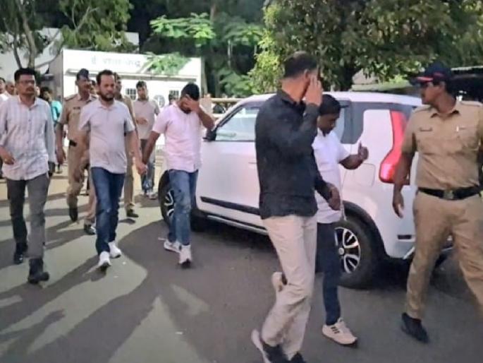 Two remanded in four day police custody in TET paper leak case 16 others sent to judicial custody | Kolhapur-TET Paper leak case: दोघा म्होरक्यांना चार दिवसांची पोलिस कोठडी, १६ जणांची न्यायालयीन कोठडीत रवानगी Two remanded in four day police custody in TET paper leak case 16 others sent to judicial custody | Kolhapur-TET Paper leak case: दोघा म्होरक्यांना चार दिवसांची पोलिस कोठडी, १६ जणांची न्यायालयीन कोठडीत रवानगी