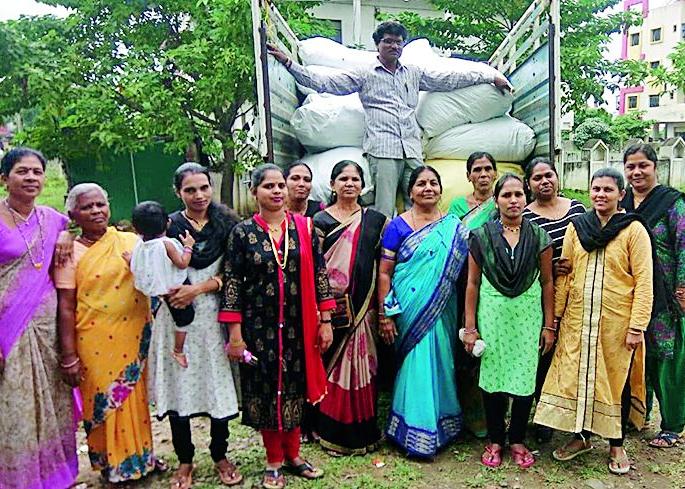 Help from Newspaper Association for Kerala flood victims | नागपूर वृत्तपत्र विक्रेता संघटनेकडून केरळ पूरग्रस्तांना मदत