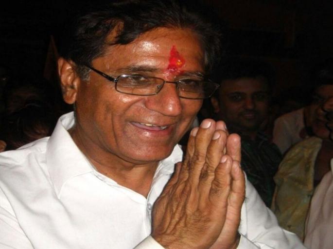 Pappu Kalani's visit to Ulhasnagar BJP on the verge? | पप्पू कलानी यांच्या भेटीने उल्हासनगर भाजपातील वाट चव्हाट्यावर? Pappu Kalani's visit to Ulhasnagar BJP on the verge? | पप्पू कलानी यांच्या भेटीने उल्हासनगर भाजपातील वाट चव्हाट्यावर?