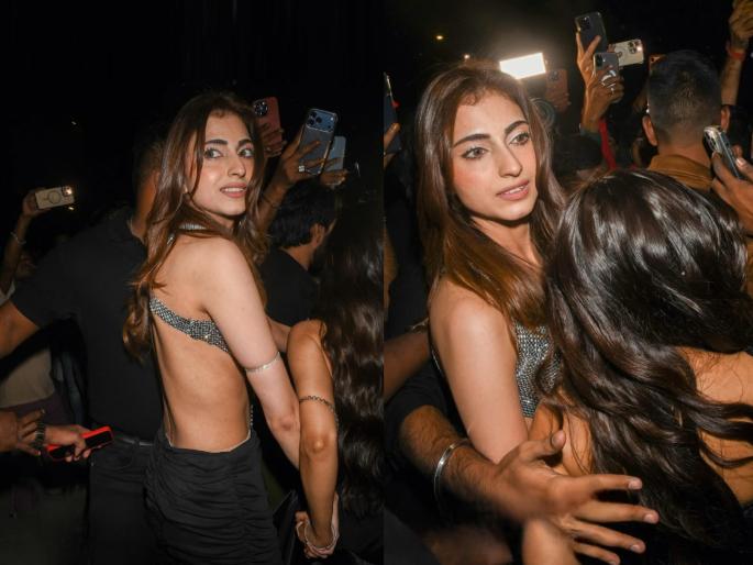 farahana bhatt furious on paparazzi warns them give respect take respect | 'इज्जत दोगे तो इज्जत मिलेगी', 'बिग बॉस १९' फेम फरहाना भटने पापाराझींना फटकारलं farahana bhatt furious on paparazzi warns them give respect take respect | 'इज्जत दोगे तो इज्जत मिलेगी', 'बिग बॉस १९' फेम फरहाना भटने पापाराझींना फटकारलं