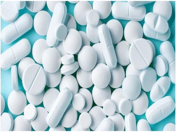 Health Tips : Do not take Paracetamol casually it may harm your body in many ways | Paracetamol: पॅरासिटामोलबाबत अजिबात करू नका 'ही' चूक, होऊ शकतं मोठं नुकसान Health Tips : Do not take Paracetamol casually it may harm your body in many ways | Paracetamol: पॅरासिटामोलबाबत अजिबात करू नका 'ही' चूक, होऊ शकतं मोठं नुकसान