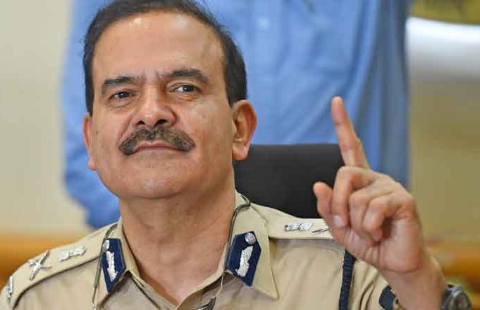 Increase in Parambir Singh's difficulty in ransom recovery case, CID in Action Mode' | खंडणी वसुलीप्रकरणी परमबीर सिंग यांच्या अडचणीत वाढ, सीआयडी ‘ॲक्शन मोड’मध्ये