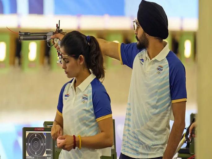 India in Olympics 2024: Manu Bhaker, Sarabjot Singh Win Historic Bronze In 10m Air Pistol Mixed | India in Olympics 2024: मेडल नंबर २! मनू भाकरने रचला इतिहास; सरबजोत सिंगच्या साथीने 'ब्राँझ'वर निशाणा India in Olympics 2024: Manu Bhaker, Sarabjot Singh Win Historic Bronze In 10m Air Pistol Mixed | India in Olympics 2024: मेडल नंबर २! मनू भाकरने रचला इतिहास; सरबजोत सिंगच्या साथीने 'ब्राँझ'वर निशाणा