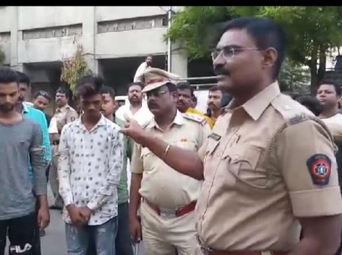 When Criminals Parade done: Unique initiative of Nagpur city police | जेव्हा गुन्हेगारांची झाली परेड : नागपूर शहर पोलिसांचा अनोखा पुढाकार When Criminals Parade done: Unique initiative of Nagpur city police | जेव्हा गुन्हेगारांची झाली परेड : नागपूर शहर पोलिसांचा अनोखा पुढाकार