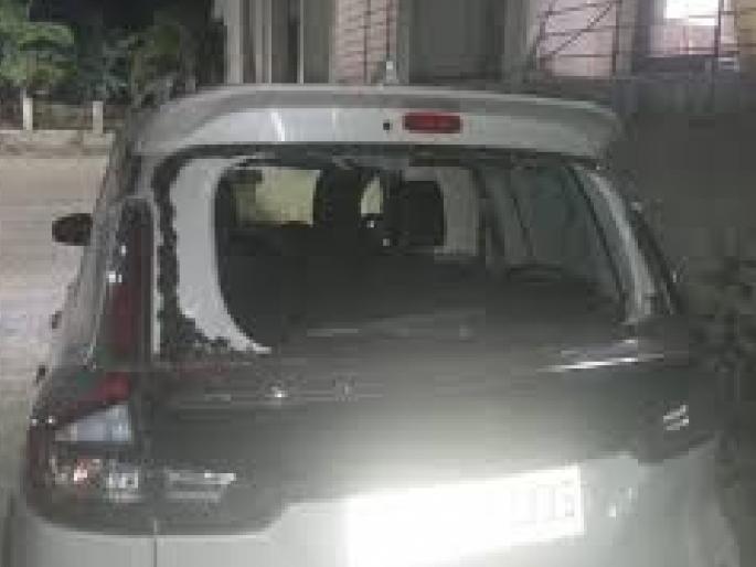 Three people were beaten up after blocking the car at Parashuram Ghat A case has been registered against ten people including the Congress youth district president | परशुराम घाटात गाडी अडवून तिघांना मारहाण, काँग्रेस युवक जिल्हाध्यक्षांसह दहाजणांवर गुन्हा दाखल Three people were beaten up after blocking the car at Parashuram Ghat A case has been registered against ten people including the Congress youth district president | परशुराम घाटात गाडी अडवून तिघांना मारहाण, काँग्रेस युवक जिल्हाध्यक्षांसह दहाजणांवर गुन्हा दाखल