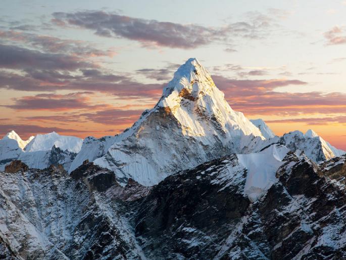 Datta Guru's Twenty-Four Guru: Mountain! | दत्त गुरुंचे चोवीस गुरु : पर्वत! Datta Guru's Twenty-Four Guru: Mountain! | दत्त गुरुंचे चोवीस गुरु : पर्वत!