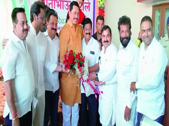 Municipal elections are the goal of the Congress; Activists should work together says Nana Patole | आता मनपाच्या निवडणुका हेच काँग्रेसचे लक्ष्य; कार्यकर्त्यांनी एकत्र येऊन काम करावे : नाना पटोले Municipal elections are the goal of the Congress; Activists should work together says Nana Patole | आता मनपाच्या निवडणुका हेच काँग्रेसचे लक्ष्य; कार्यकर्त्यांनी एकत्र येऊन काम करावे : नाना पटोले