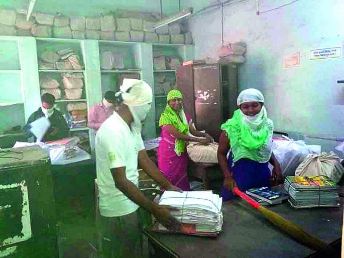 Buldana Irrigation Department is 'Sanitary Envoy' | बुलडाणा पाटबंधारे विभाग ठरतोय ‘स्वच्छता दूत’!