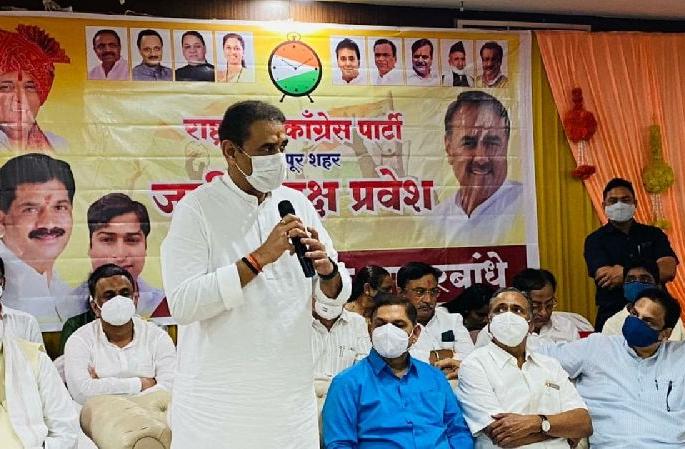 Praful Patel on Congress politics in recent by election | प्रफुल्ल पटेल यांच्या काँग्रेसला कानपिचक्या, म्हणाले...