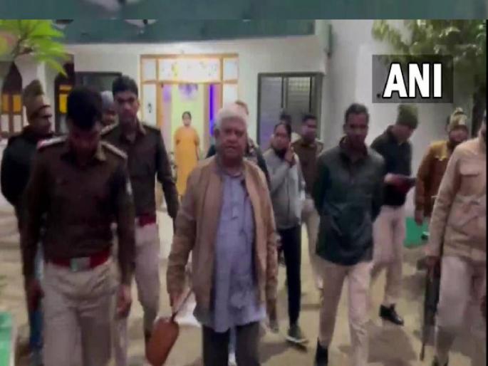 congress leader raja pateria who had called for killing the pm arrested in damoh madhya pradesh | मोदींविरुद्धचे ते वक्तव्य भोवले, काँग्रेसच्या राजा पटेरियांना अखेर अटक congress leader raja pateria who had called for killing the pm arrested in damoh madhya pradesh | मोदींविरुद्धचे ते वक्तव्य भोवले, काँग्रेसच्या राजा पटेरियांना अखेर अटक