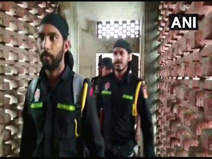 Punjab: Security heightened in Pathankot after reports of suspicious movement being detected in the area | पंजाबमध्ये हायअलर्ट ! पठाणकोटमध्ये संशयास्पद हालचाली आढळल्यानं सुरक्षा यंत्रणा सतर्क Punjab: Security heightened in Pathankot after reports of suspicious movement being detected in the area | पंजाबमध्ये हायअलर्ट ! पठाणकोटमध्ये संशयास्पद हालचाली आढळल्यानं सुरक्षा यंत्रणा सतर्क