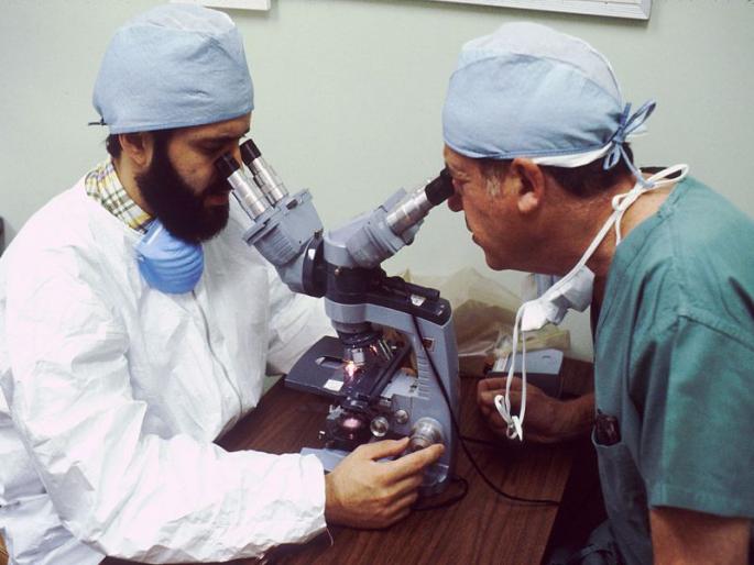 On the radar of an invalid pathologist council | अवैध पॅथॉलॉॅजिस्ट परिषदेच्या रडारवर On the radar of an invalid pathologist council | अवैध पॅथॉलॉॅजिस्ट परिषदेच्या रडारवर