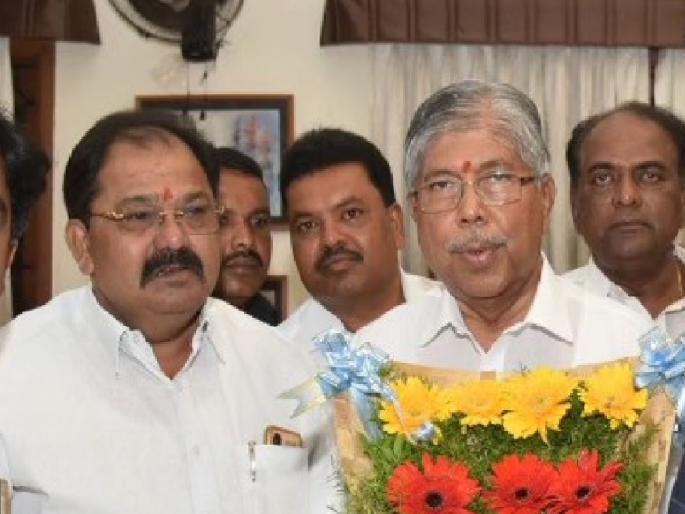 The confusion in the voter list is just opposition for the sake of opposition says Minister Chandrakant Patil | मतदार यादीतील घोळ हा केवळ विरोधासाठी विरोध - मंत्री चंद्रकांत पाटील; हाळवणकरांच्या आमदारकीबाबत म्हणाले.. The confusion in the voter list is just opposition for the sake of opposition says Minister Chandrakant Patil | मतदार यादीतील घोळ हा केवळ विरोधासाठी विरोध - मंत्री चंद्रकांत पाटील; हाळवणकरांच्या आमदारकीबाबत म्हणाले..