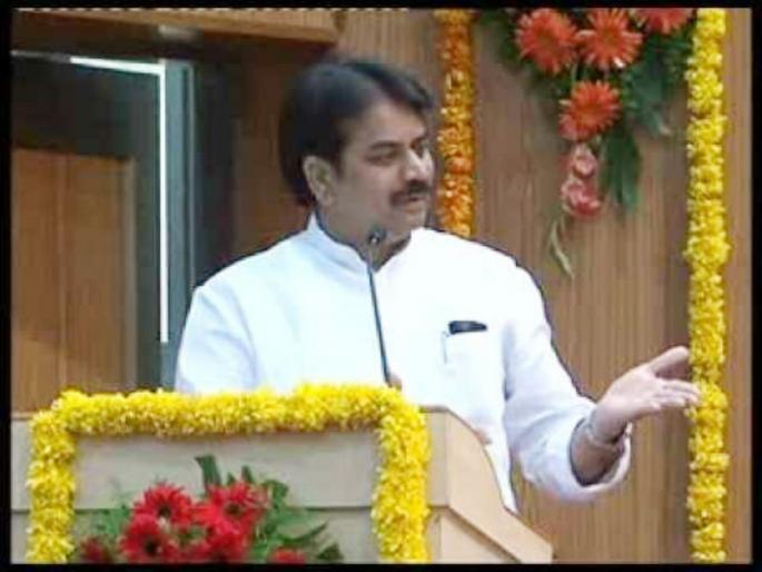 Who is the first to throw stones at Koregaon-Bhima? Harsh Vardhan Patil's demand | कोरेगाव-भिमा येथे भीमसैनिकांवर सुरुवातीला दगडफेक कोणी केली यांची चौकशी करा ? हर्षवर्धन पाटील यांचा मागणी Who is the first to throw stones at Koregaon-Bhima? Harsh Vardhan Patil's demand | कोरेगाव-भिमा येथे भीमसैनिकांवर सुरुवातीला दगडफेक कोणी केली यांची चौकशी करा ? हर्षवर्धन पाटील यांचा मागणी