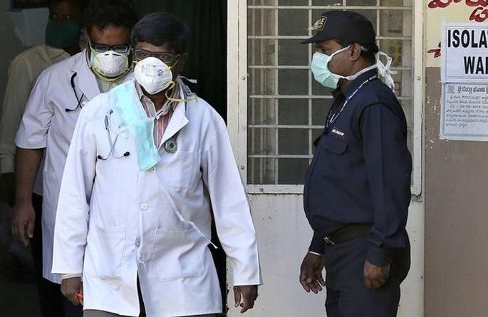 CoronaVirus: Patients responsiblity to preventing infection after Discharge | CoronaVirus : सुटीनंतर संसर्ग रोखण्याची जबाबदारी रुग्णांचीच! CoronaVirus: Patients responsiblity to preventing infection after Discharge | CoronaVirus : सुटीनंतर संसर्ग रोखण्याची जबाबदारी रुग्णांचीच!