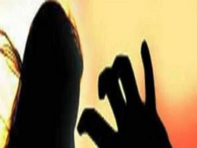 Cook tried to molest daugher of IPS in Patna, accused arrested | IPS अधिकाऱ्याच्या अल्पवयीन मुलीवर बलात्काराचा प्रयत्न, घरातील नोकर ताब्यात Cook tried to molest daugher of IPS in Patna, accused arrested | IPS अधिकाऱ्याच्या अल्पवयीन मुलीवर बलात्काराचा प्रयत्न, घरातील नोकर ताब्यात