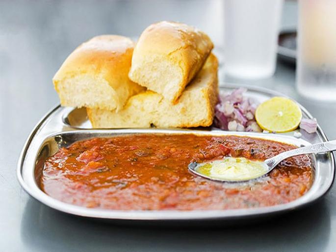 ban of stall, Municipal Corporation will action | खाऊच्या स्टॉल्सला गणेशोत्सवात मनाई, पालिकेकडून कारवाईचे संकेत ban of stall, Municipal Corporation will action | खाऊच्या स्टॉल्सला गणेशोत्सवात मनाई, पालिकेकडून कारवाईचे संकेत