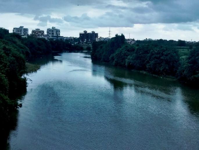 Prepare emergency Room due to Increasing the water level of Pawana River | पवना नदीच्या पाणी पातळीत वाढ, आपत्तीनिवारण कक्ष सज्ज  Prepare emergency Room due to Increasing the water level of Pawana River | पवना नदीच्या पाणी पातळीत वाढ, आपत्तीनिवारण कक्ष सज्ज