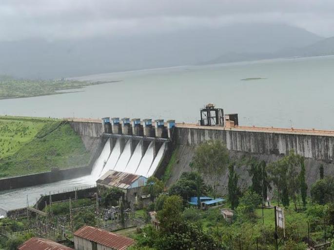 Increased discharge from Pavana Dam; Citizens on the banks of the river are alerted | पवना धरणातून विसर्ग वाढवला; नदीकाठच्या नागरिकांना सतर्कतेचा इशारा Increased discharge from Pavana Dam; Citizens on the banks of the river are alerted | पवना धरणातून विसर्ग वाढवला; नदीकाठच्या नागरिकांना सतर्कतेचा इशारा