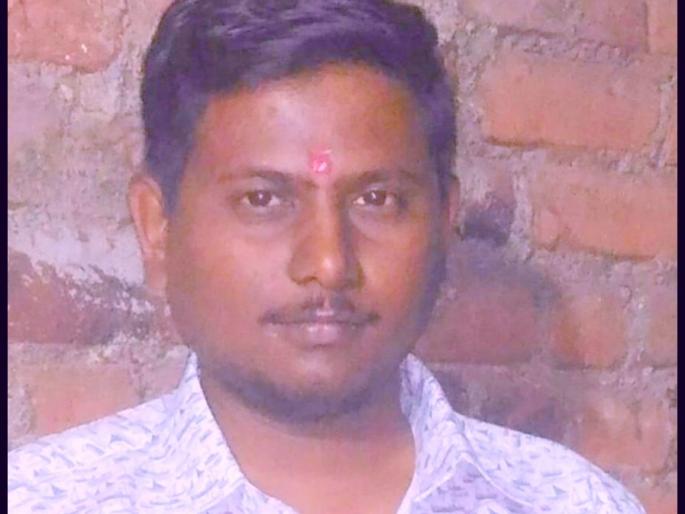 Corona causes financial hardship to hairdressers - Pawan Kankhar | कोरोनामुळे केशकर्तनालय व्यावसायिकांची आर्थिक कोंडी - पवन कणखर