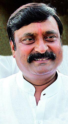 Campaign to remove EVMs from Sanvidhan Chowk: Prashant Pawar | ईव्हीएम हटविण्यासाठी संविधान चौकातून महाअभियान  :  प्रशांत पवार