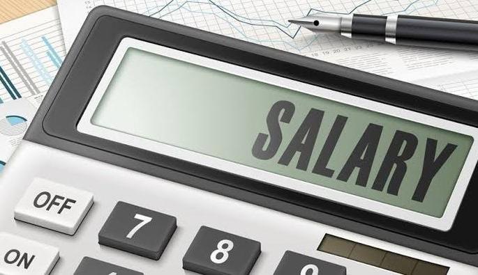 Outsourcing technicians pay only 9800 | बाह्यस्रोत तंत्रज्ञांची ९८०० रुपये वेतनावर बोळवण! Outsourcing technicians pay only 9800 | बाह्यस्रोत तंत्रज्ञांची ९८०० रुपये वेतनावर बोळवण!