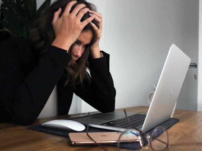 Medical Admission Process Website Not Working, Prospective Doctors stressed While Registering | वैद्यकीय प्रवेश प्रक्रियेची वेबसाइट चालेना, नोंदणी करताना भावी डॉक्टर बेजार Medical Admission Process Website Not Working, Prospective Doctors stressed While Registering | वैद्यकीय प्रवेश प्रक्रियेची वेबसाइट चालेना, नोंदणी करताना भावी डॉक्टर बेजार