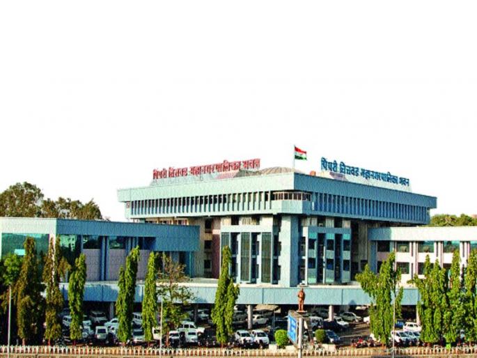 Water in the eyes of corporators | नगरसेवकांच्या डोळ्यांत पाणी Water in the eyes of corporators | नगरसेवकांच्या डोळ्यांत पाणी