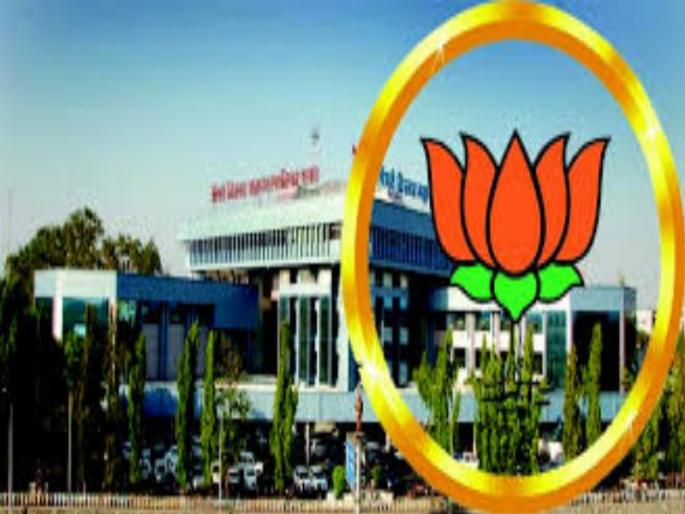 BJP Shital Shinde's revenge for filling up the nomination for standing committee chairman | पिंपरीत स्थायी समिती सभापतीसाठी अर्ज भरताना भाजपाच्या शितल शिंदे यांची बंडखोरी BJP Shital Shinde's revenge for filling up the nomination for standing committee chairman | पिंपरीत स्थायी समिती सभापतीसाठी अर्ज भरताना भाजपाच्या शितल शिंदे यांची बंडखोरी