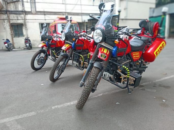 pcmc fire brigade of the Municipal Corporation is ready to control even the fire in the alleys | PCMC | गल्लीबोळांतल्या आगीवरही ठेवता येणार नियंत्रण, महापालिकेचा अग्निशमन दल सज्ज pcmc fire brigade of the Municipal Corporation is ready to control even the fire in the alleys | PCMC | गल्लीबोळांतल्या आगीवरही ठेवता येणार नियंत्रण, महापालिकेचा अग्निशमन दल सज्ज