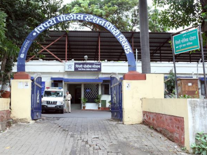 After coming out of jail in the case of murder a case was filed against the gang in Pimprit. | ‘हमारा भाई जेल से छुट गया...' खून प्रकरणात जेलमधून बाहेर आल्यावर रॅली, पिंपरीत टोळक्यावर गुन्हा दाखल After coming out of jail in the case of murder a case was filed against the gang in Pimprit. | ‘हमारा भाई जेल से छुट गया...' खून प्रकरणात जेलमधून बाहेर आल्यावर रॅली, पिंपरीत टोळक्यावर गुन्हा दाखल