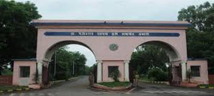 Agriculture University staff insists on agitation! | कृषी विद्यापीठाचे कर्मचारी आंदोलनावर ठाम! Agriculture University staff insists on agitation! | कृषी विद्यापीठाचे कर्मचारी आंदोलनावर ठाम!