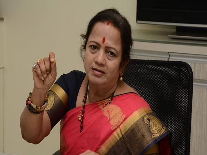 Petition against Mayor Kishori Pednekar; Allegations of illegal looting of two flats | महापौर किशोरी पेडणेकर यांच्याविरोधात याचिका; बेकायदा दोन सदनिका लाटल्याच्या आरोप Petition against Mayor Kishori Pednekar; Allegations of illegal looting of two flats | महापौर किशोरी पेडणेकर यांच्याविरोधात याचिका; बेकायदा दोन सदनिका लाटल्याच्या आरोप