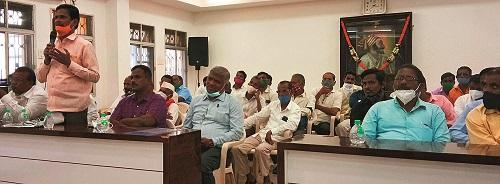 An inquiry committee should be appointed regarding the place at Pedhe-Parashuram | पेढे-परशुराम येथील जागेबाबत चौकशी समिती नेमावी An inquiry committee should be appointed regarding the place at Pedhe-Parashuram | पेढे-परशुराम येथील जागेबाबत चौकशी समिती नेमावी