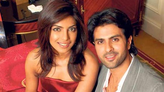 Harman baweja turns poker master invests in a team gda | प्रियंका चोप्राच्या एक्स बॉयफ्रेंडने बॉलिवूडला ठोकला रामराम, आता करतोय हे काम Harman baweja turns poker master invests in a team gda | प्रियंका चोप्राच्या एक्स बॉयफ्रेंडने बॉलिवूडला ठोकला रामराम, आता करतोय हे काम