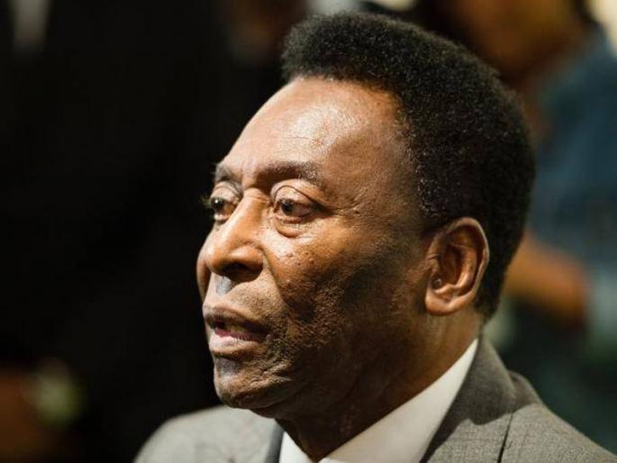 ... and Pelé's fans stirred up | ... अन् पेले यांचे चाहते भडकले