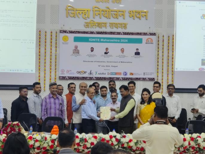 Geographical classification of Ganapati of Pen  | पेणच्या गणपतींना भौगोलिक मानांकन  Geographical classification of Ganapati of Pen  | पेणच्या गणपतींना भौगोलिक मानांकन