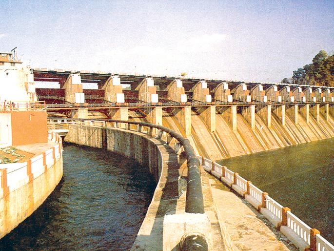 Water for irrigation to be obtained from 'Pench' | ‘पेंच’मधून मिळणार सिंचनासाठी पाणी Water for irrigation to be obtained from 'Pench' | ‘पेंच’मधून मिळणार सिंचनासाठी पाणी