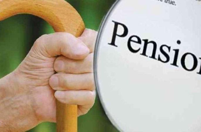 Pension to electricity workers; Final hearing on February 13 | वीज कर्मचाऱ्यांना पेन्शन; अंतिम सुनावणी १३ फेब्रुवारीला